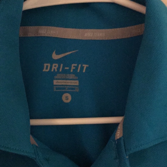 Nike Dri Fit Size Small - Picture 4 of 4